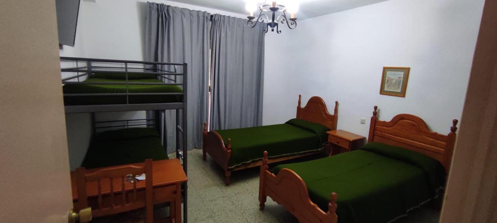La Casona Del Pinar Albergue San Rafael Bagian luar foto